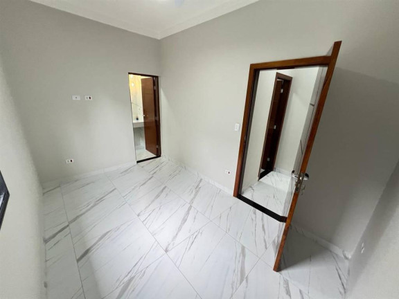 Imagem Casa com 3 Quartos à Venda, 160 m² em Maracana - Praia Grande Imagem Casa com 3 Quartos à Venda, 160 m² em Maracana - Praia Grande
