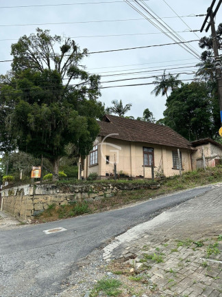 Imagem Terreno à Venda, 734 m² em Floresta - Joinville Imagem Terreno à Venda, 734 m² em Floresta - Joinville