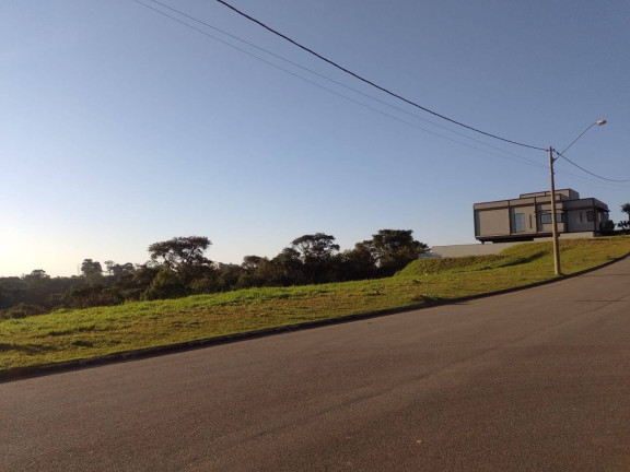 Terreno em Condomínio à Venda, 483 m² em Horto Florestal - Jundiaí
