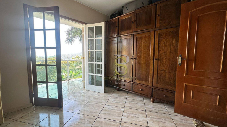 Imagem Casa com 3 Quartos à Venda, 180 m² em Mato Dentro - Mairiporã Imagem Casa com 3 Quartos à Venda, 180 m² em Mato Dentro - Mairiporã
