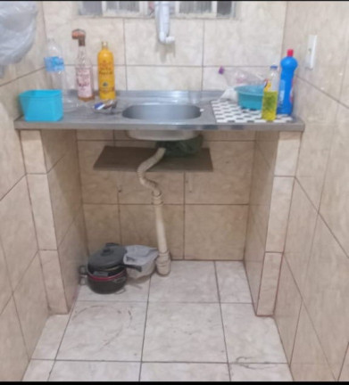Imagem Kitnet com 1 Quarto à Venda,  em Santa Cruz - Rio De Janeiro