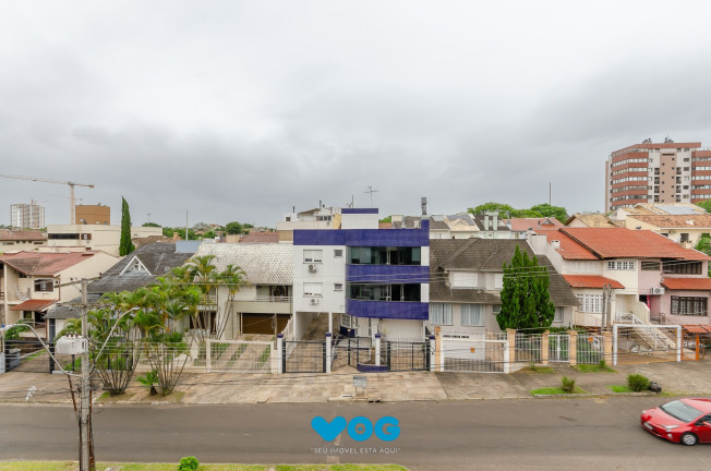 Imagem Imóvel com 3 Quartos à Venda, 195 m² em Jardim Itu - Porto Alegre Imagem Imóvel com 3 Quartos à Venda, 195 m² em Jardim Itu - Porto Alegre