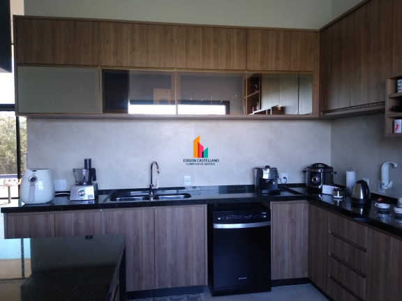 Imagem Casa com 3 Quartos à Venda, 400 m² em Medeiros - Jundiaí