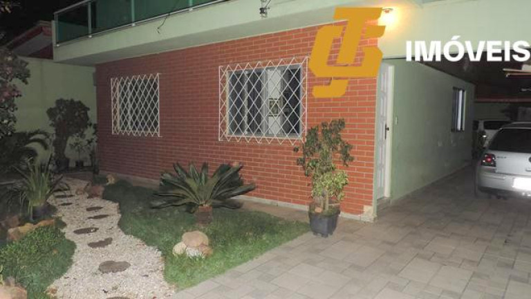 Imagem Casa com 3 Quartos à Venda, 312 m² em Tabuleiro - Camboriú