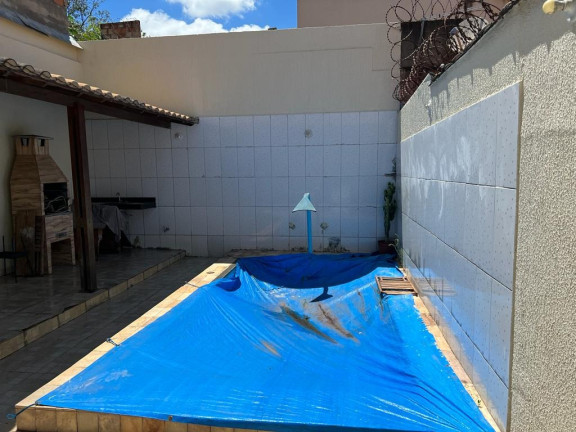 Casa com 2 Quartos à Venda, 140 m² em R$350.000,00  //  Esmeraldas ( Veneza ) - Esmeraldas