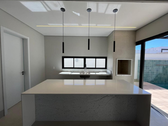 Imagem Casa com 3 Quartos à Venda, 306 m² em Condomínio Belvedere Ii - Cuiabá