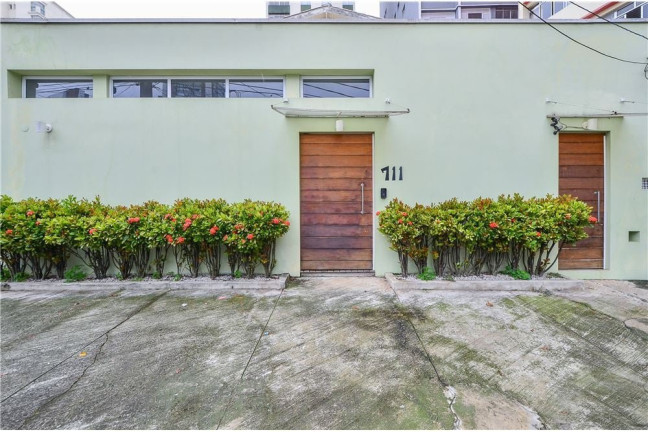Imagem Casa com 4 Quartos à Venda, 325 m² em Vila Mariana - São Paulo Imagem Casa com 4 Quartos à Venda, 325 m² em Vila Mariana - São Paulo