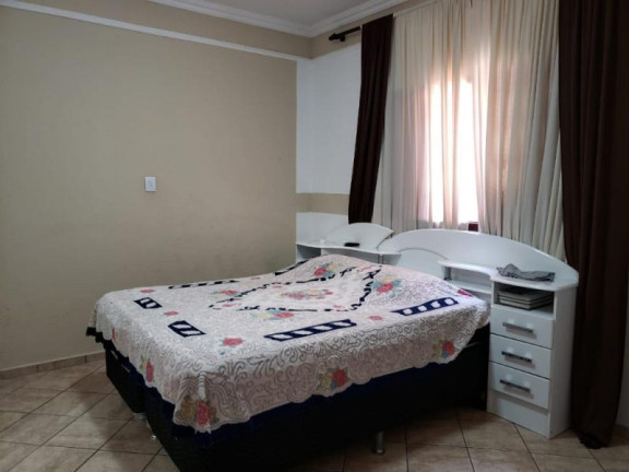 Imagem Imóvel com 3 Quartos à Venda, 180 m² em Jardim Macarenko - Sumaré