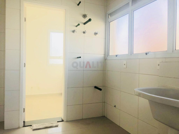 Imagem Apartamento com 3 Quartos à Venda, 161 m² em Vila Nova Conceição - São Paulo Imagem Apartamento com 3 Quartos à Venda, 161 m² em Vila Nova Conceição - São Paulo