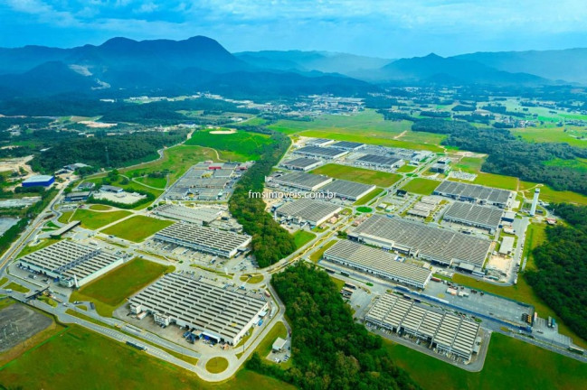 Imóvel para Alugar, 4.407 m² em Zona Industrial Norte - Joinville