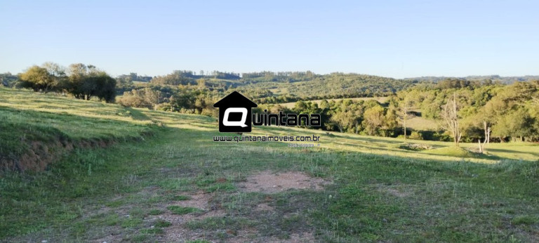 Imagem Imóvel com 1 Quarto à Venda, 230.000 m² em Santo Amor - Morro Redondo