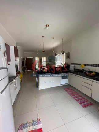 Imagem Casa com 3 Quartos à Venda, 139 m² em Cidade Jardim - Caraguatatuba Imagem Casa com 3 Quartos à Venda, 139 m² em Cidade Jardim - Caraguatatuba