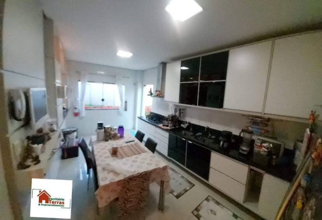 Imagem Casa com 4 Quartos à Venda, 339 m² em Chapada - Manaus Imagem Casa com 4 Quartos à Venda, 339 m² em Chapada - Manaus