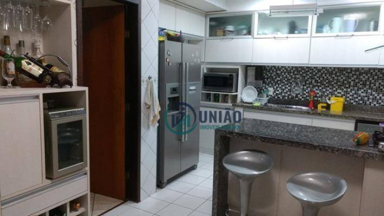Imagem Casa com 4 Quartos à Venda, 320 m² em Itaipu - Niterói