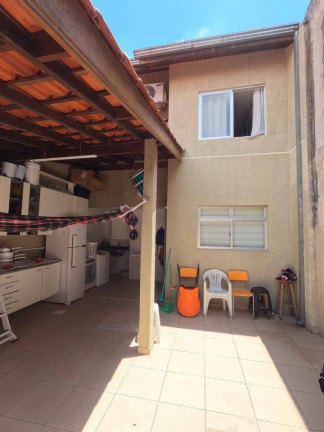 Imagem Sobrado com 3 Quartos à Venda, 77 m² em Cajuru - Curitiba
