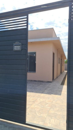 Imagem Casa com 2 Quartos à Venda, 63 m² em Balneario Dos Golfinhos - Caraguatatuba