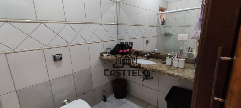 Imagem Casa com 4 Quartos à Venda, 155 m² em Jardim Prefeito Milton Menezes - Londrina Imagem Casa com 4 Quartos à Venda, 155 m² em Jardim Prefeito Milton Menezes - Londrina