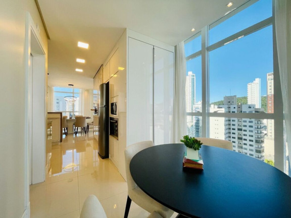 Imagem Apartamento com 4 Quartos à Venda, 145 m² em Centro - Balneário Camboriú