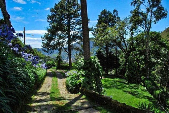 Imagem Casa com 5 Quartos à Venda, 100 m² em Cascata Dos Amores - Teresópolis Imagem Casa com 5 Quartos à Venda, 100 m² em Cascata Dos Amores - Teresópolis