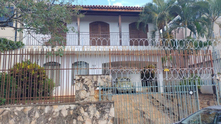 Casa com 3 Quartos à Venda, 299 m² em Vila Trujillo - Sorocaba