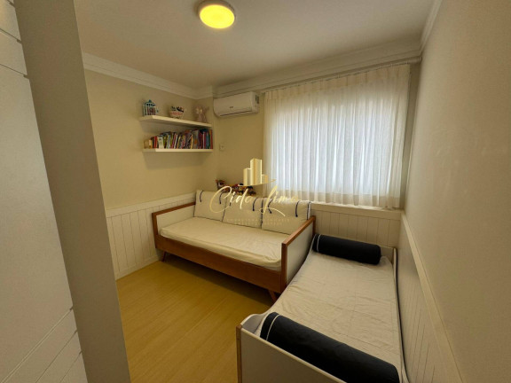 Imagem Apartamento com 4 Quartos à Venda, 154 m² em Centro - Florianópolis