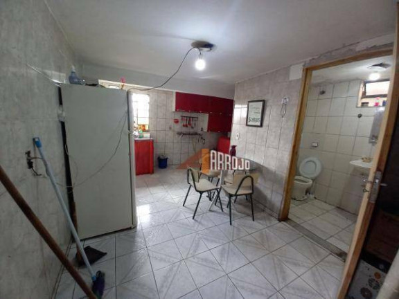 Imagem Sobrado com 4 Quartos à Venda, 210 m² em Itaquera - São Paulo Imagem Sobrado com 4 Quartos à Venda, 210 m² em Itaquera - São Paulo