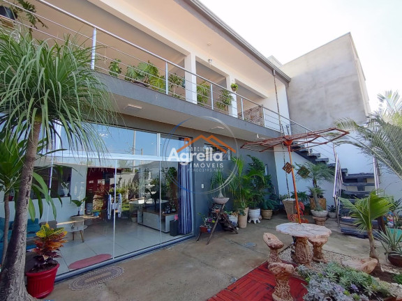 Casa com 4 Quartos à Venda, 205 m² em Parque Das Laranjeiras - Mogi Mirim