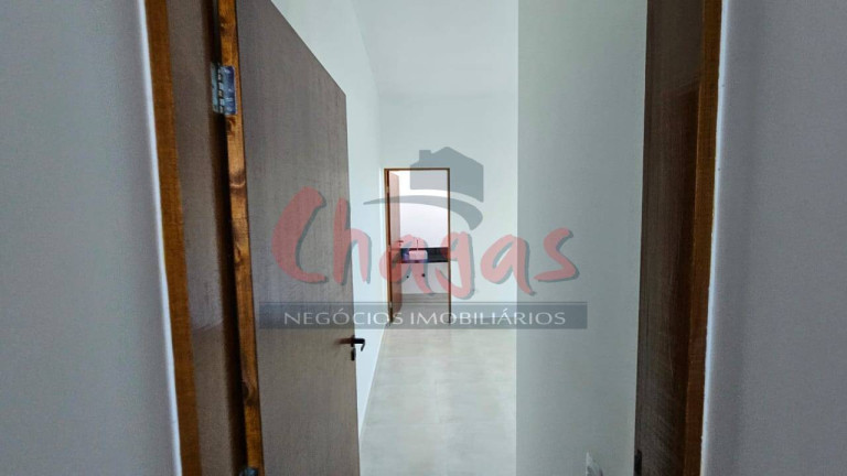 Imagem Casa com 2 Quartos à Venda, 130 m² em Golfinhos - Caraguatatuba