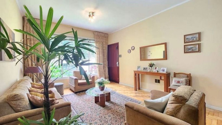 Imagem Casa com 3 Quartos à Venda, 155 m² em Vila Ipiranga - Porto Alegre Imagem Casa com 3 Quartos à Venda, 155 m² em Vila Ipiranga - Porto Alegre