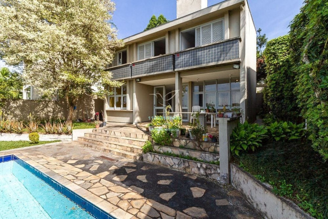 Casa com 4 Quartos à Venda, 350 m² em Jardim Leonor - São Paulo