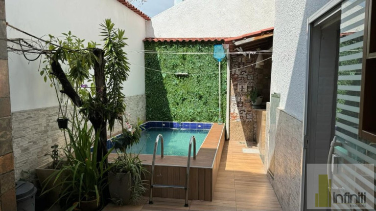 Casa de Condomínio com 5 Quartos à Venda, 120 m² em Jacarepaguá - Rio De Janeiro