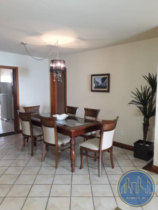 Imagem Apartamento com 4 Quartos para Temporada, 180 m² em Centro - Balneário Camboriú Imagem Apartamento com 4 Quartos para Temporada, 180 m² em Centro - Balneário Camboriú
