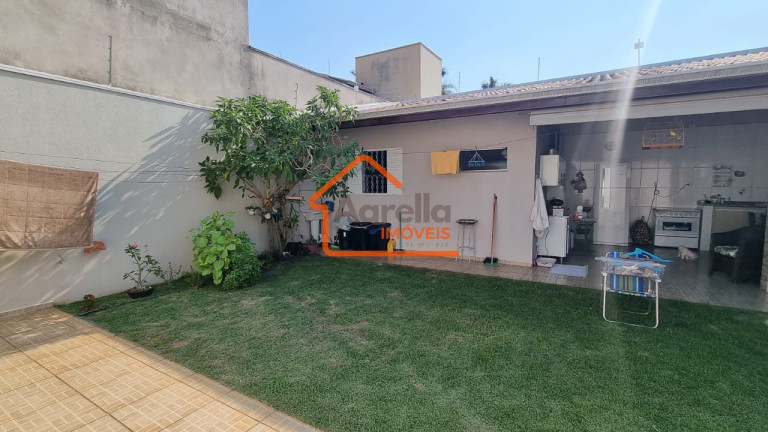 Imagem Casa com 3 Quartos à Venda, 140 m² em Jardim Patrícia - Mogi Mirim Imagem Casa com 3 Quartos à Venda, 140 m² em Jardim Patrícia - Mogi Mirim