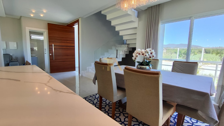 Imagem Imóvel com 4 Quartos à Venda, em Limpa - Garopaba Imagem Imóvel com 4 Quartos à Venda, em Limpa - Garopaba