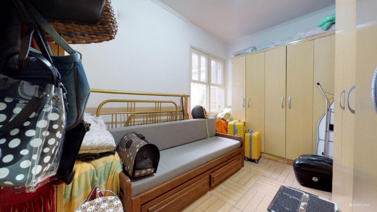 Imagem Imóvel com 2 Quartos à Venda, 73 m² em Rio Branco - Porto Alegre Imagem Imóvel com 2 Quartos à Venda, 73 m² em Rio Branco - Porto Alegre