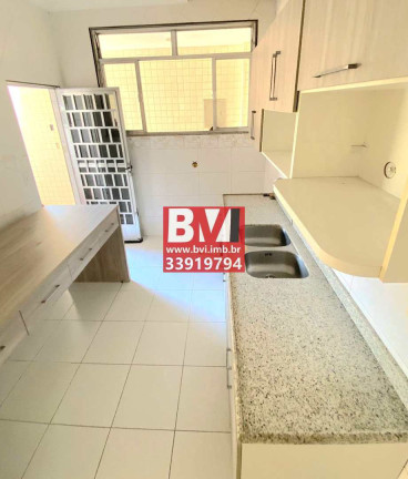 Imagem Casa com 2 Quartos à Venda, 160 m² em Jardim América - Rio De Janeiro Imagem Casa com 2 Quartos à Venda, 160 m² em Jardim América - Rio De Janeiro