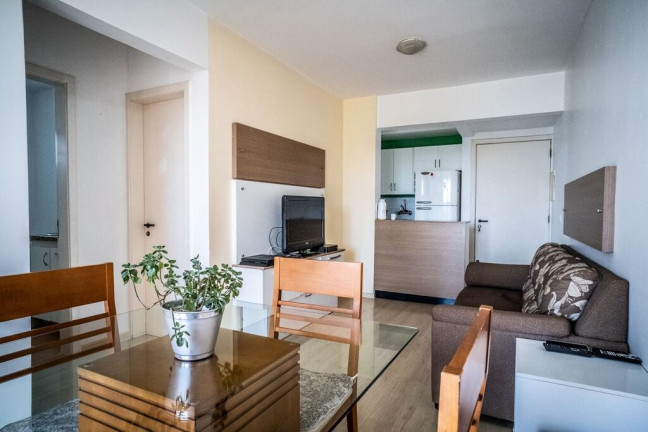 Imagem Apartamento com 2 Quartos à Venda, 52 m² em Sarandi - Porto Alegre
