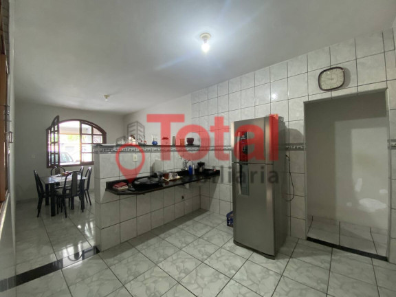 Imagem Casa com 3 Quartos à Venda, 200 m² em Coronel Fabriciano