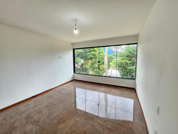 Imagem Casa com 3 Quartos à Venda, 134 m² em Vargem Grande - Teresópolis