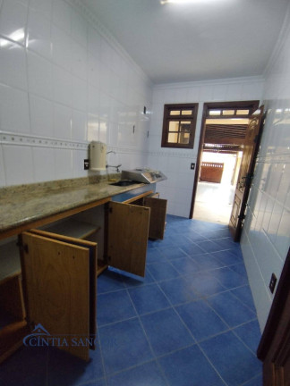 Imagem Casa com 3 Quartos para Alugar, 120 m² em Jardim Carioca - Campos Dos Goytacazes Imagem Casa com 3 Quartos para Alugar, 120 m² em Jardim Carioca - Campos Dos Goytacazes