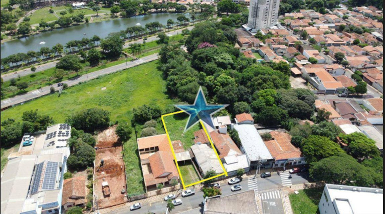 Imóvel à Venda, 958 m² em Centro - Leme