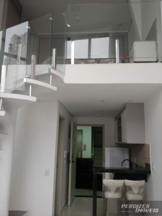Apartamento com 1 Quarto para Alugar, 30 m² em água Branca - São Paulo