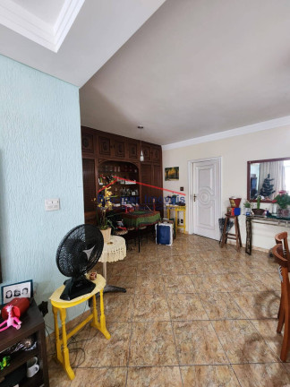 Imagem Apartamento com 3 Quartos à Venda, 156 m² em Gonzaga - Santos