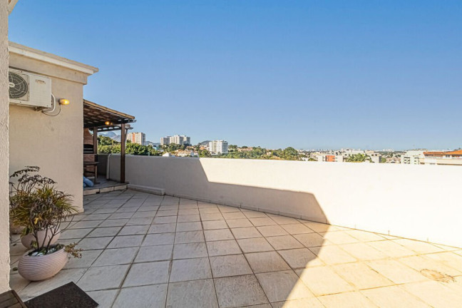 Imagem Apartamento com 4 Quartos à Venda, 182 m² em Pechincha - Rio De Janeiro