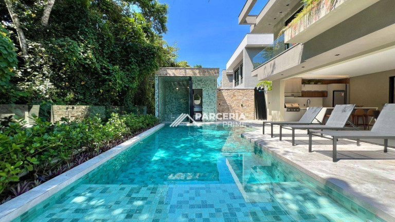 Imagem Casa com 6 Quartos à Venda, 415 m² em Riviera Módulo 11 - Bertioga Imagem Casa com 6 Quartos à Venda, 415 m² em Riviera Módulo 11 - Bertioga