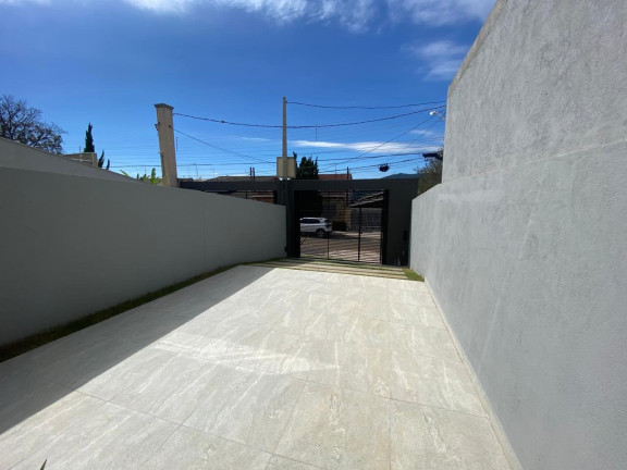 Imagem Casa com 3 Quartos à Venda, 115 m² em Jardim Do Lago - Atibaia Imagem Casa com 3 Quartos à Venda, 115 m² em Jardim Do Lago - Atibaia