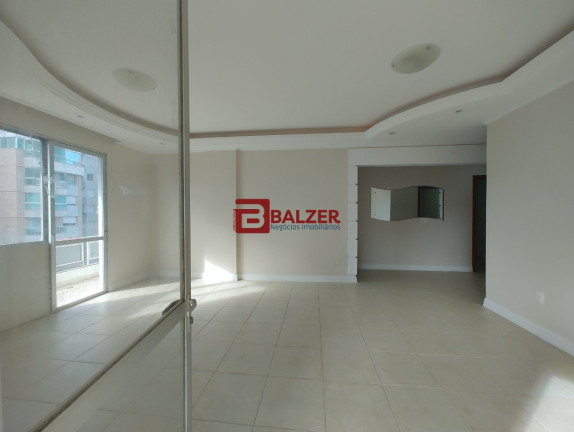 Imagem Apartamento com 3 Quartos à Venda, 182 m² em Centro - Florianópolis Imagem Apartamento com 3 Quartos à Venda, 182 m² em Centro - Florianópolis