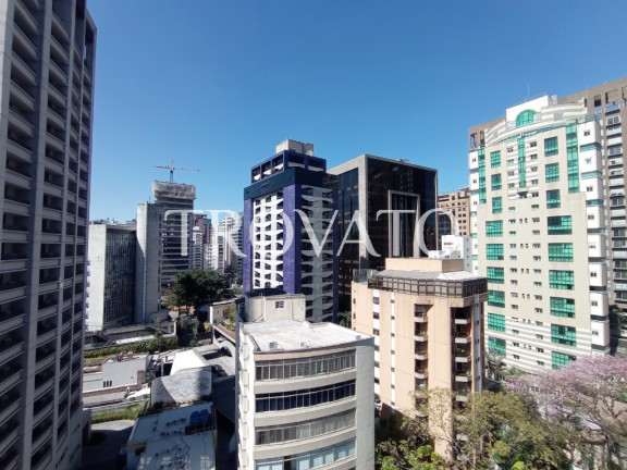 Imagem Imóvel com 3 Quartos à Venda, 211 m² em Itaim Bibi - São Paulo