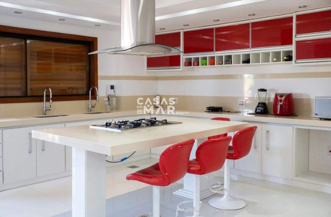 Imagem Imóvel com 9 Quartos à Venda, 4.000 m² em João Fernandes - Armação Dos Búzios Imagem Imóvel com 9 Quartos à Venda, 4.000 m² em João Fernandes - Armação Dos Búzios