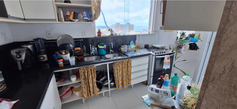Imagem Apartamento com 4 Quartos à Venda, 190 m² em Dois De Julho - Salvador Imagem Apartamento com 4 Quartos à Venda, 190 m² em Dois De Julho - Salvador